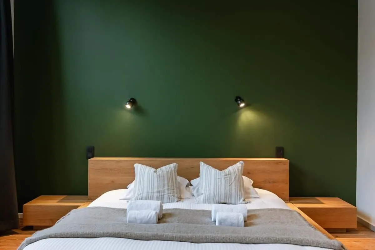 Huswell - Charming Urban Retreat, 15 Minutes From Station Villa Antwerp Holiday home