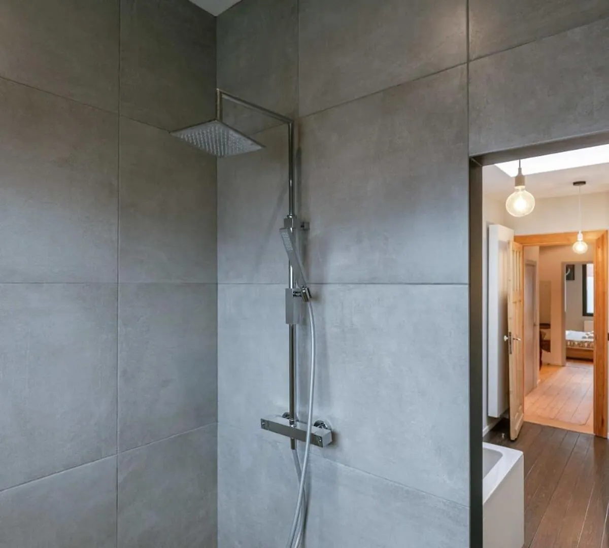 Huswell - Charming Urban Retreat, 15 Minutes From Station Villa Antwerp