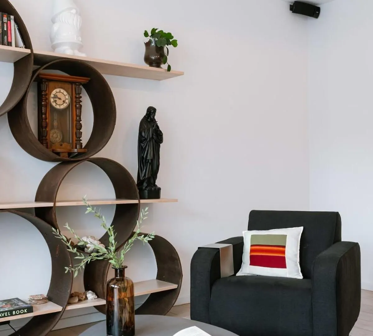 Huswell - Charming Urban Retreat, 15 Minutes From Station Villa Antwerp Holiday home