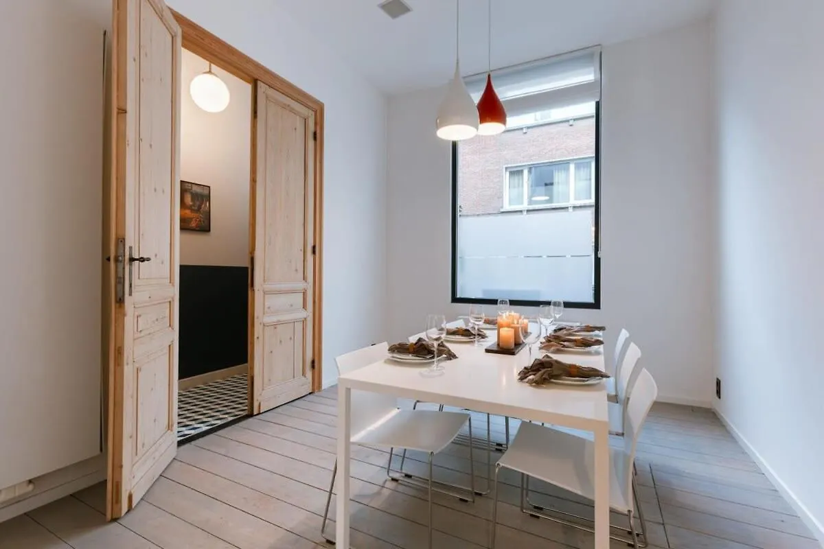 Huswell - Charming Urban Retreat, 15 Minutes From Station Villa Antwerp Holiday home